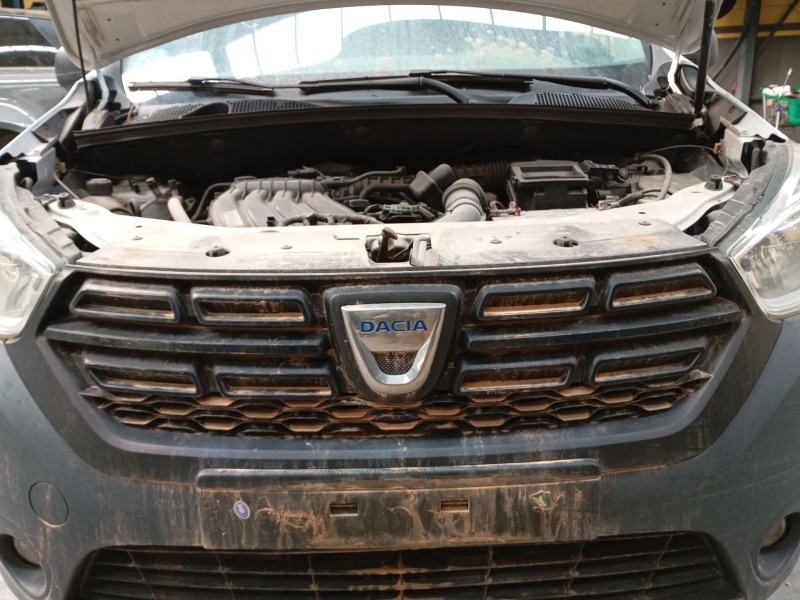 Recambio de rejilla delantera para dacia dokker furgoneta/monovolumen 1.6 referencia OEM IAM   