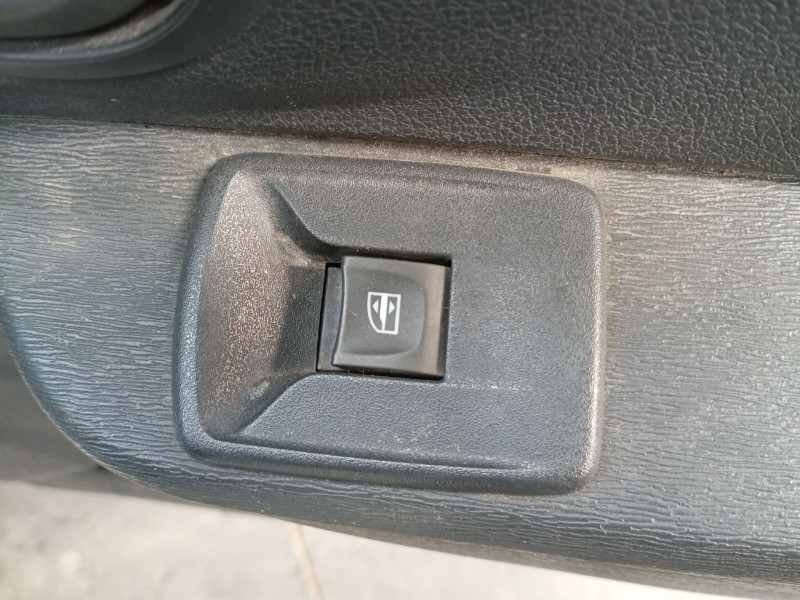 Recambio de mando elevalunas delantero derecho para dacia dokker furgoneta/monovolumen 1.6 referencia OEM IAM   
