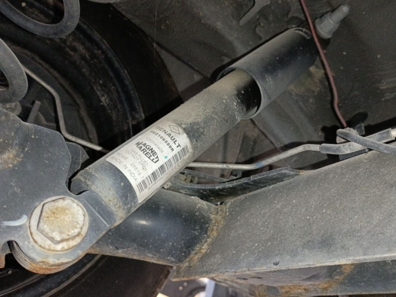 Recambio de amortiguador trasero izquierdo para dacia dokker furgoneta/monovolumen 1.6 referencia OEM IAM 562106559R  