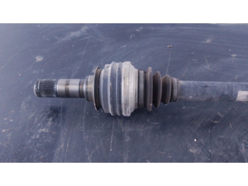 Recambio de transmision trasera derecha para porsche panamera 4 s referencia OEM IAM   