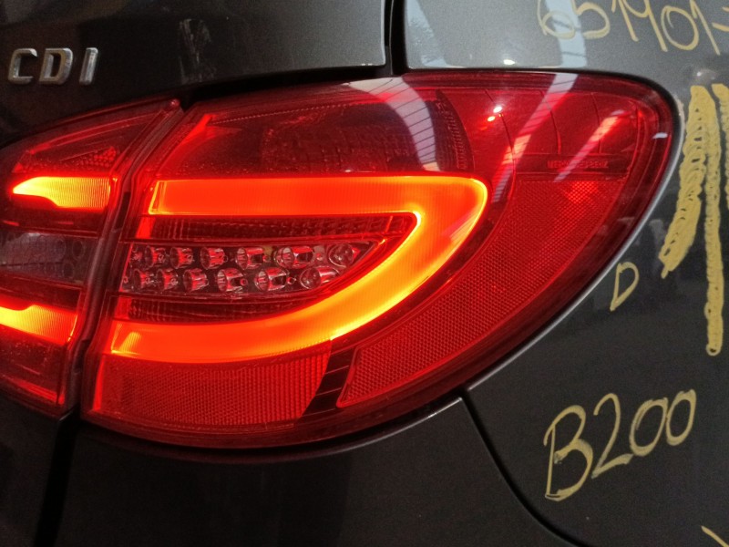 Recambio de piloto trasero derecho para mercedes-benz clase b sports tourer (w246, w242) b 200 cdi (246.201) referencia OEM IAM 