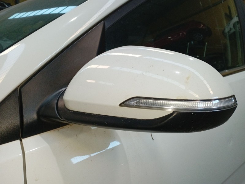 Recambio de retrovisor izquierdo electrico para kia rio iv (yb, sc, fb) 1.25 referencia OEM IAM   