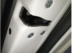 CERRADURA PUERTA TRASERA DERECHA 