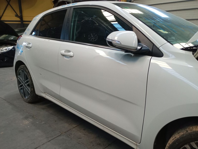 Recambio de puerta delantera derecha para kia rio iv (yb, sc, fb) 1.25 referencia OEM IAM   