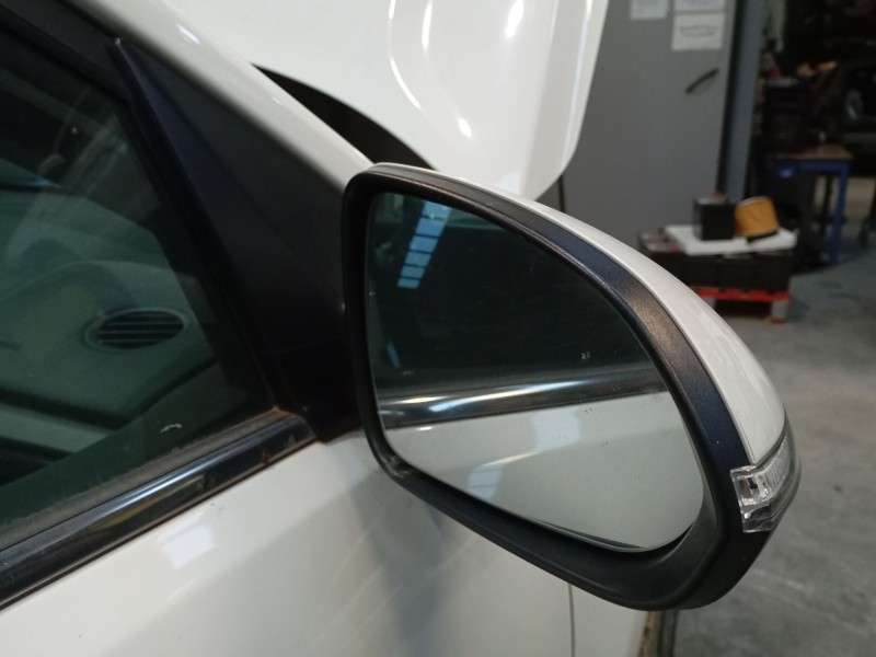 Recambio de retrovisor derecho electrico para kia rio iv (yb, sc, fb) 1.25 referencia OEM IAM   
