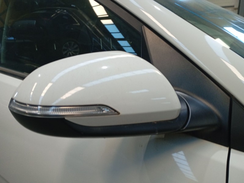 Recambio de retrovisor derecho electrico para kia rio iv (yb, sc, fb) 1.25 referencia OEM IAM   
