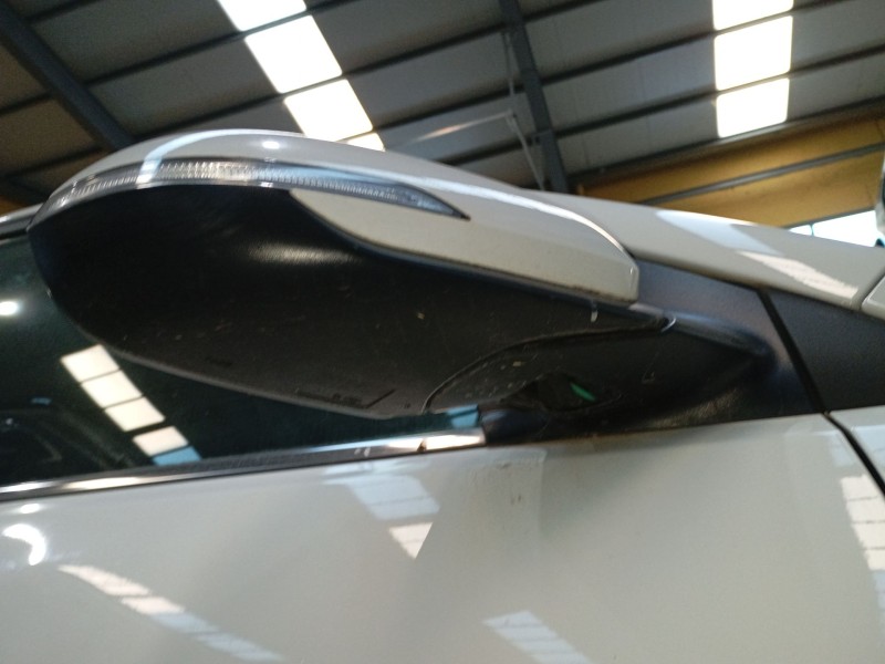 Recambio de retrovisor derecho electrico para kia rio iv (yb, sc, fb) 1.25 referencia OEM IAM   