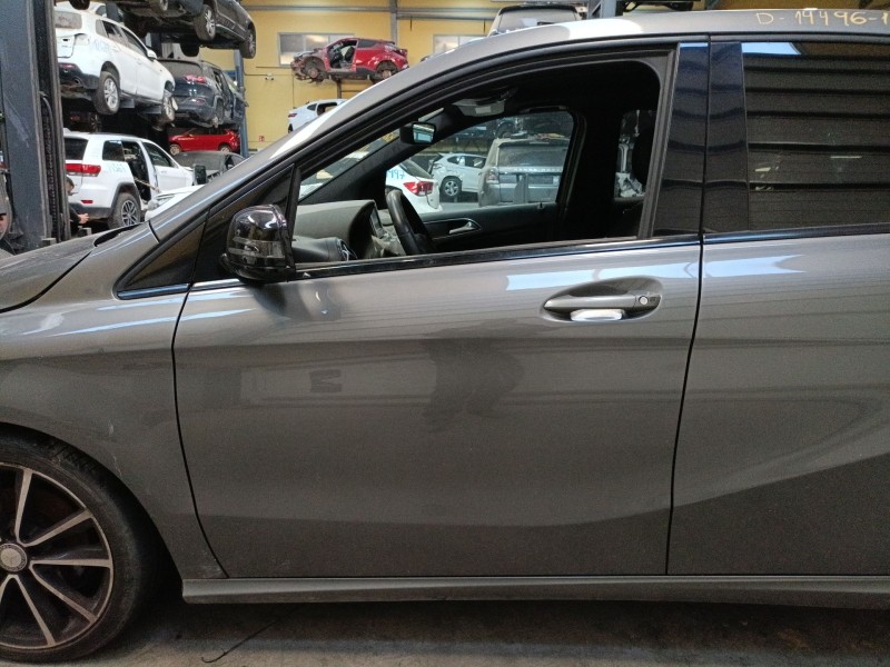Recambio de puerta delantera izquierda para mercedes-benz clase b sports tourer (w246, w242) b 200 cdi (246.201) referencia OEM 