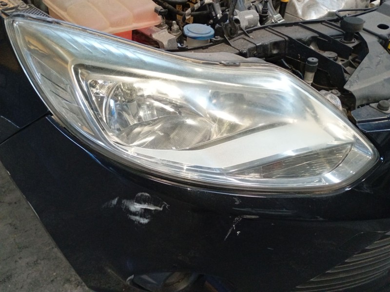 Recambio de faro izquierdo para ford focus iii turnier 1.6 tdci referencia OEM IAM   