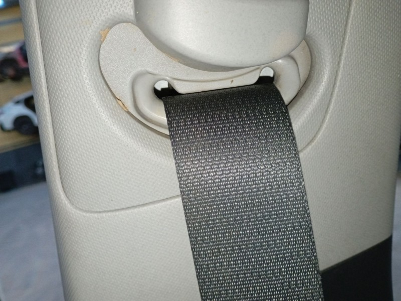 Recambio de cinturon seguridad delantero derecho para kia rio iv (yb, sc, fb) 1.25 referencia OEM IAM   