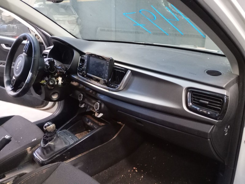 Recambio de salpicadero para kia rio iv (yb, sc, fb) 1.25 referencia OEM IAM   