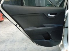Recambio de guarnecido puerta trasera izquierda para kia rio iv (yb, sc, fb) 1.25 referencia OEM IAM   