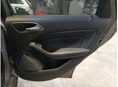 GUARNECIDO PUERTA TRASERA DERECHA 