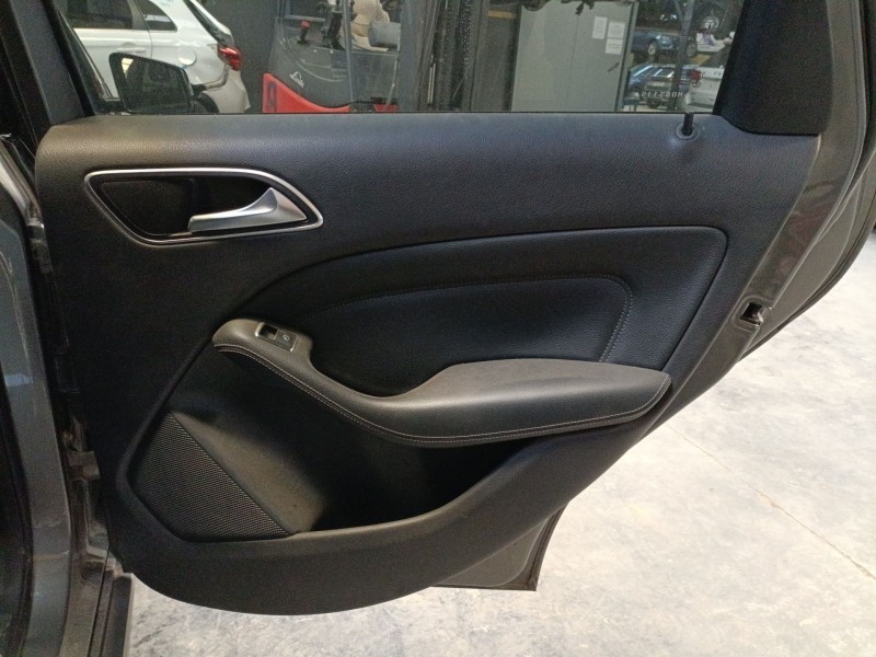 Recambio de guarnecido puerta trasera derecha para mercedes-benz clase b sports tourer (w246, w242) b 200 cdi (246.201) referenc