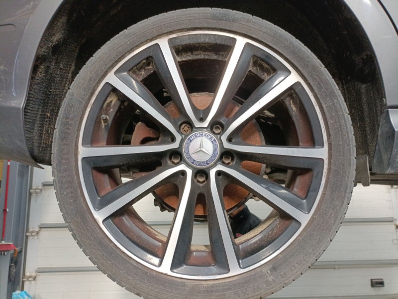 Recambio de llanta para mercedes-benz clase b sports tourer (w246, w242) b 200 cdi (246.201) referencia OEM IAM 225/40/18  