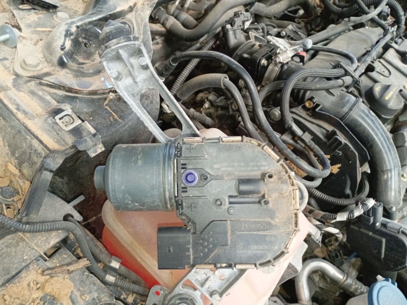 Recambio de motor limpia delantero para ford focus iii turnier 1.6 tdci referencia OEM IAM BM5117504BJ  