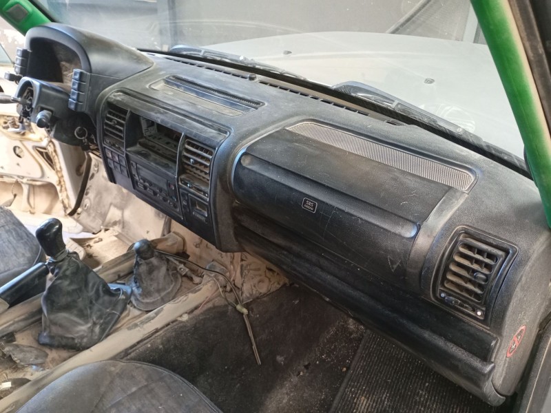 land rover discovery ii (l318) del año 2002