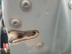 CERRADURA PUERTA TRASERA DERECHA 