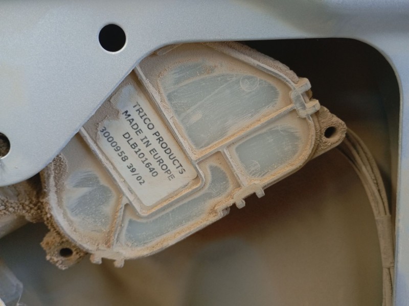 Recambio de motor limpia trasero para land rover discovery ii (l318) 2.5 td5 4x4 referencia OEM IAM   