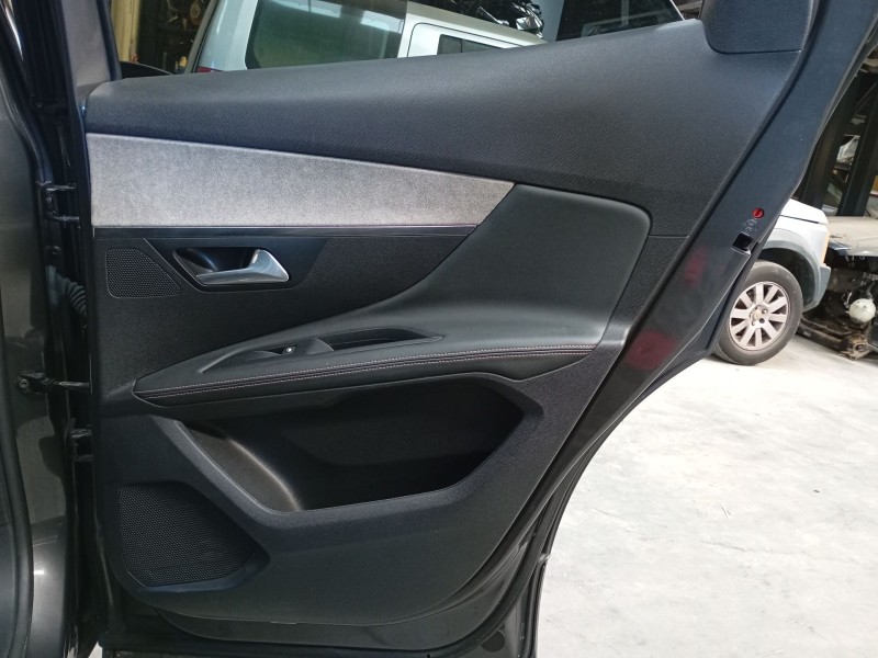 Recambio de guarnecido puerta trasera derecha para peugeot 3008 ii suv (mc_, mr_, mj_, m4_) 1.2 thp/ puretech 130 (mrhnsm, mrhns
