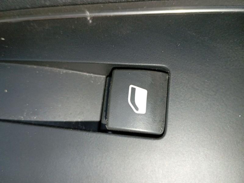 Recambio de mando elevalunas delantero derecho para peugeot 3008 ii suv (mc_, mr_, mj_, m4_) 1.2 thp/ puretech 130 (mrhnsm, mrhn