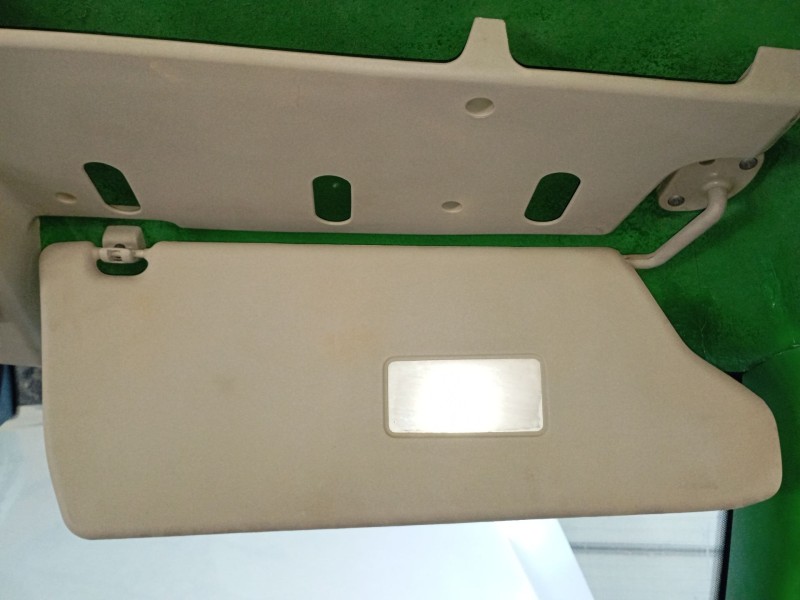 Recambio de parasol derecho para land rover discovery ii (l318) 2.5 td5 4x4 referencia OEM IAM   