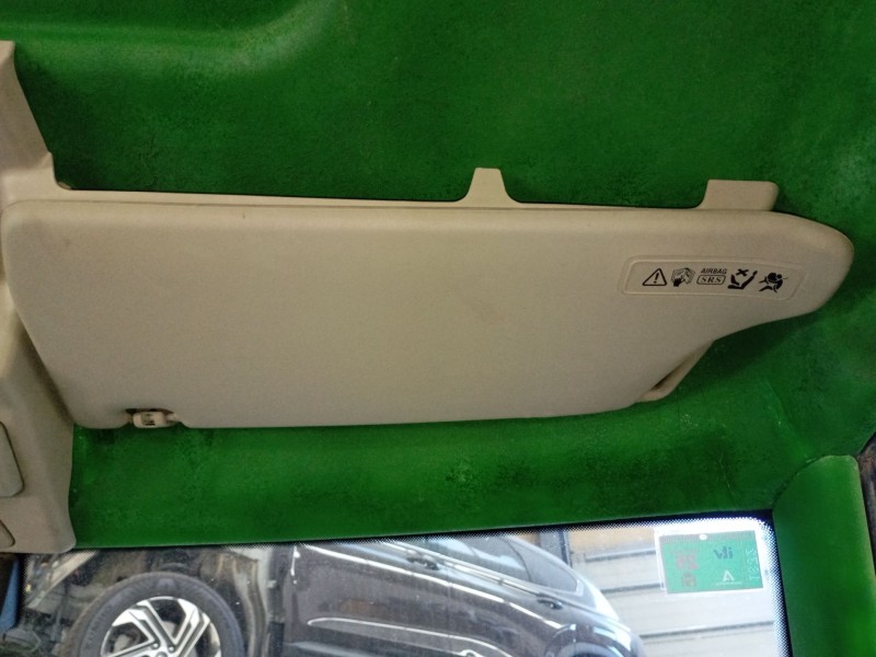 Recambio de parasol derecho para land rover discovery ii (l318) 2.5 td5 4x4 referencia OEM IAM   