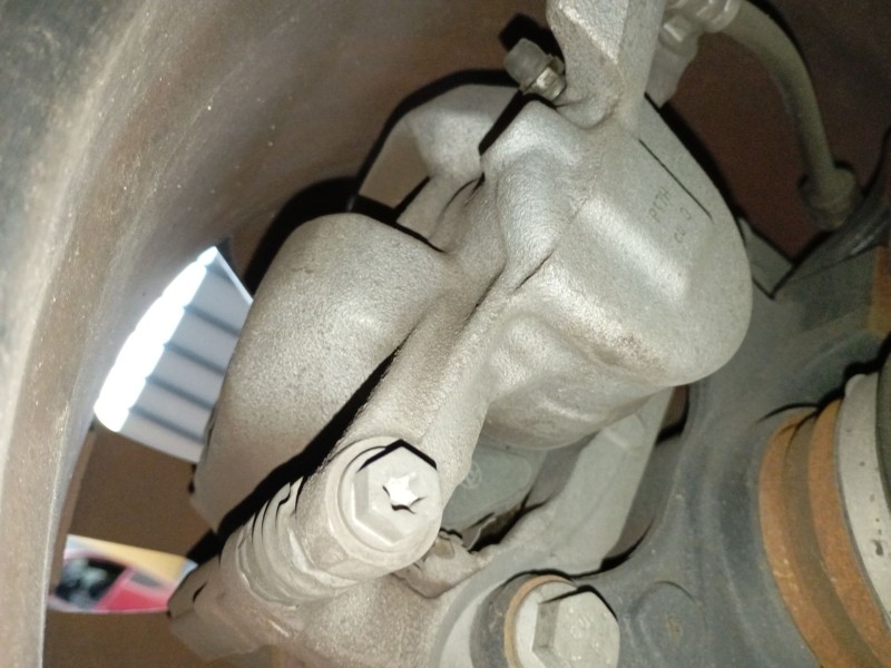 Recambio de pinza freno delantera derecha para peugeot 3008 ii suv (mc_, mr_, mj_, m4_) 1.2 thp/ puretech 130 (mrhnsm, mrhnsu, m