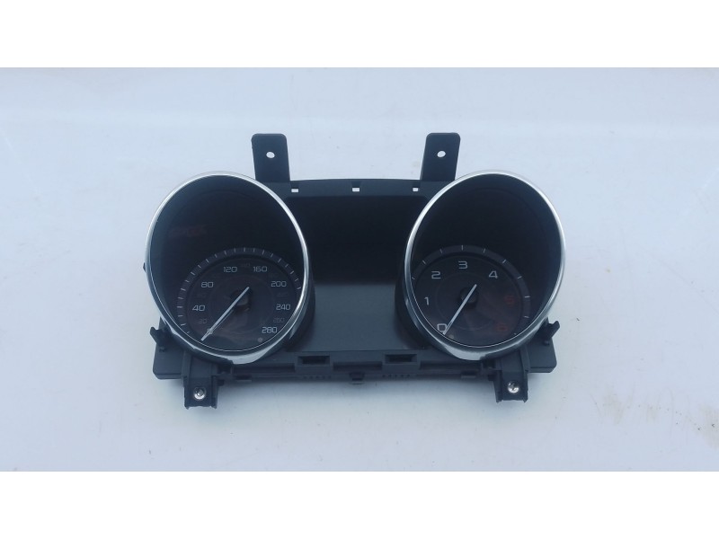 Recambio de cuadro instrumentos para jaguar xe (x760) 2.0 d referencia OEM IAM GX7310849EF  