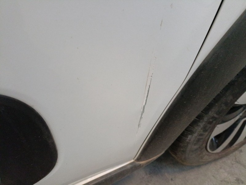 Recambio de puerta delantera derecha para citroën c3 iii (sx) 1.2 vti 82 referencia OEM IAM   