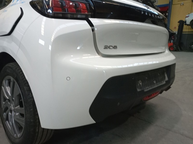 Recambio de paragolpes trasero para peugeot 208 ii (ub_, up_, uw_, uj_) 1.2 puretech 75 referencia OEM IAM   