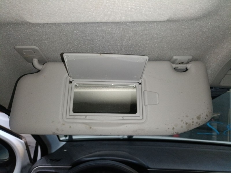 Recambio de parasol izquierdo para citroën c3 iii (sx) 1.2 vti 82 referencia OEM IAM   