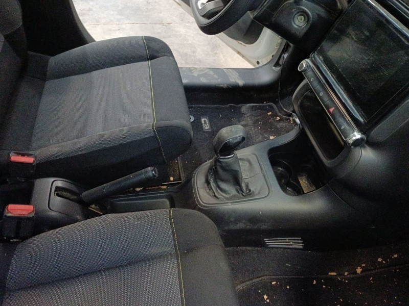 Recambio de consola central para citroën c3 iii (sx) 1.2 vti 82 referencia OEM IAM   