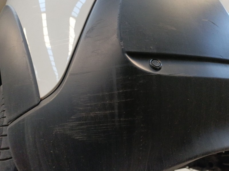 Recambio de paragolpes trasero para citroën c3 iii (sx) 1.2 vti 82 referencia OEM IAM   