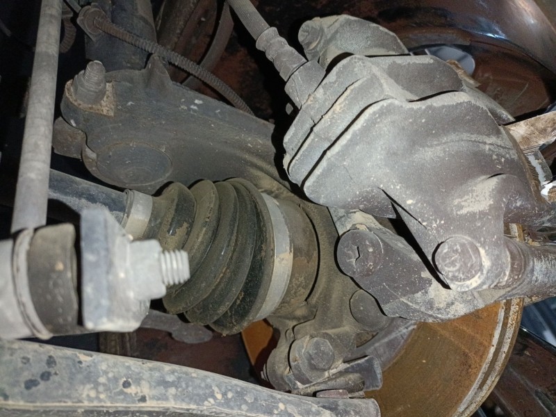 Recambio de mangueta delantera izquierda para citroën c3 iii (sx) 1.2 vti 82 referencia OEM IAM   