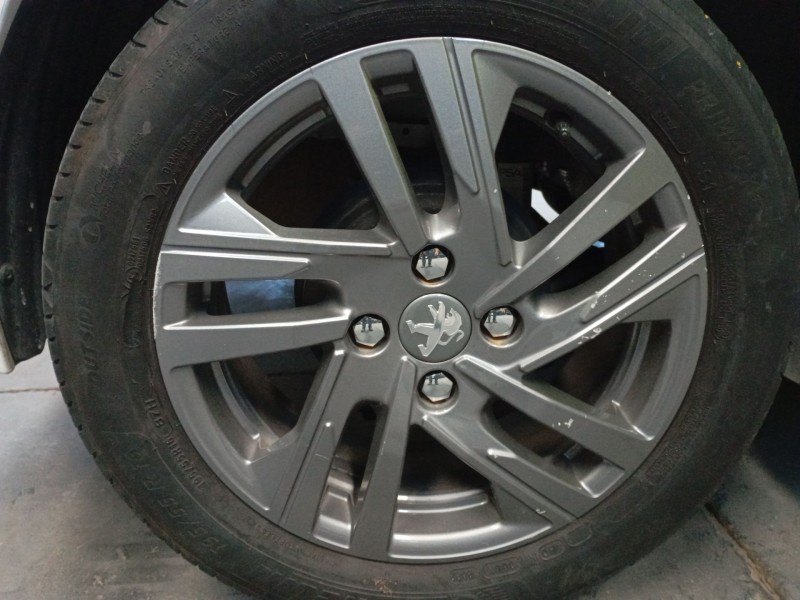 Recambio de llanta para peugeot 208 ii (ub_, up_, uw_, uj_) 1.2 puretech 75 referencia OEM IAM   