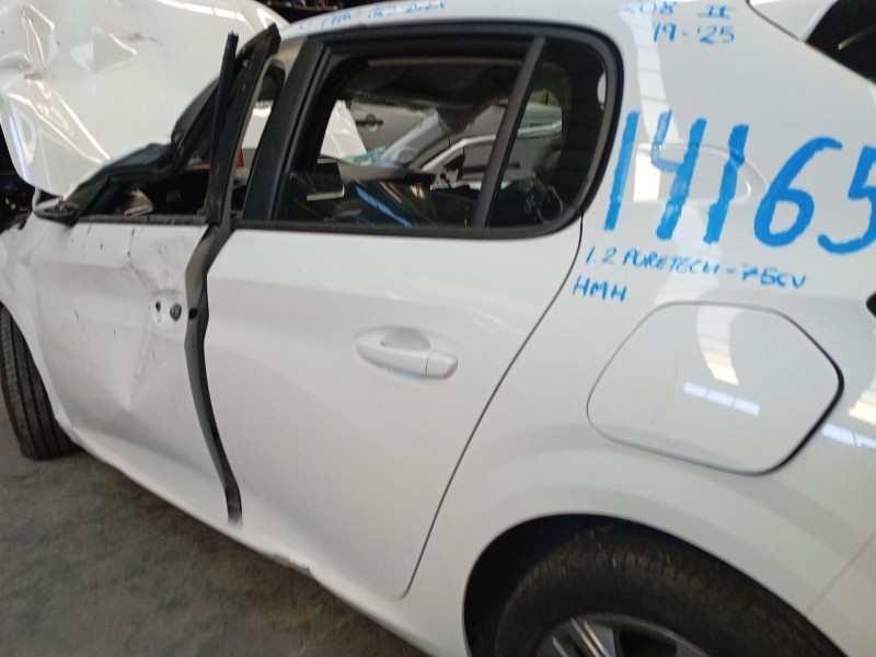 Recambio de puerta trasera izquierda para peugeot 208 ii (ub_, up_, uw_, uj_) 1.2 puretech 75 referencia OEM IAM   