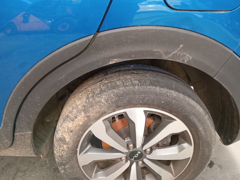 Recambio de aletin trasero izquierdo para kia stonic (yb) 1.0 t-gdi referencia OEM IAM   