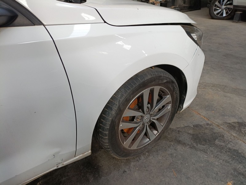 Recambio de aleta delantera derecha para hyundai i30 (pde, pd, pden) 1.0 t-gdi referencia OEM IAM   