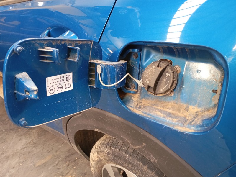 Recambio de tapa exterior combustible para kia stonic (yb) 1.0 t-gdi referencia OEM IAM   