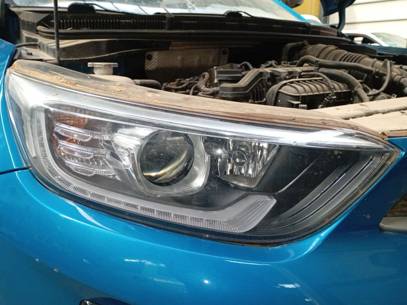 Recambio de faro derecho para kia stonic (yb) 1.0 t-gdi referencia OEM IAM   