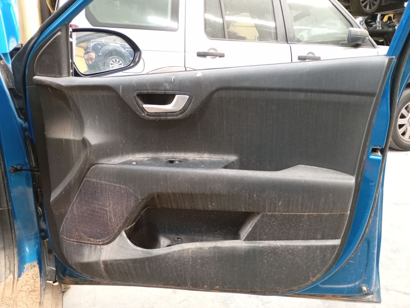 Recambio de guarnecido puerta delantera derecha para kia stonic (yb) 1.0 t-gdi referencia OEM IAM   