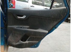 GUARNECIDO PUERTA TRASERA DERECHA 