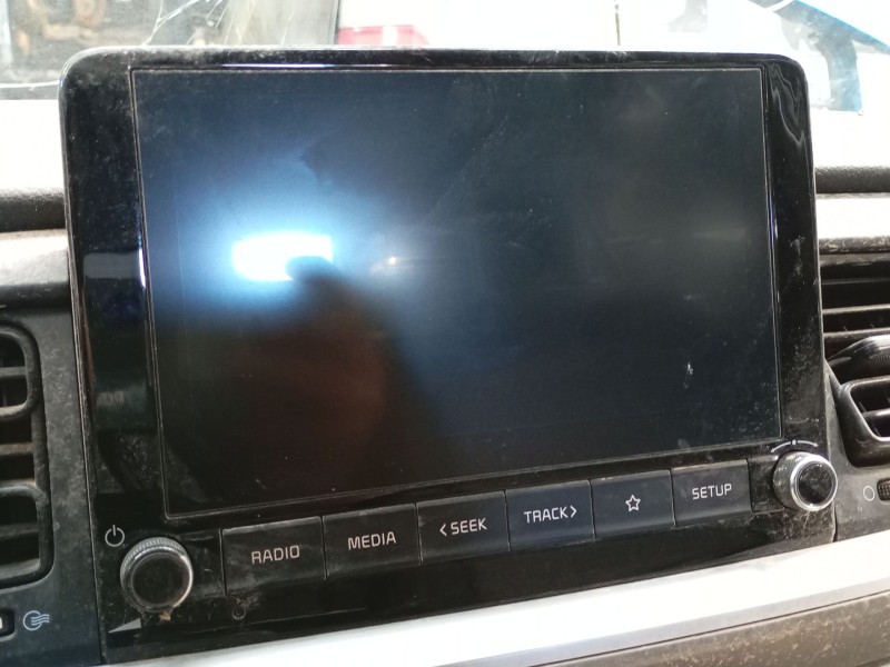 Recambio de sistema audio / radio cd para kia stonic (yb) 1.0 t-gdi referencia OEM IAM   