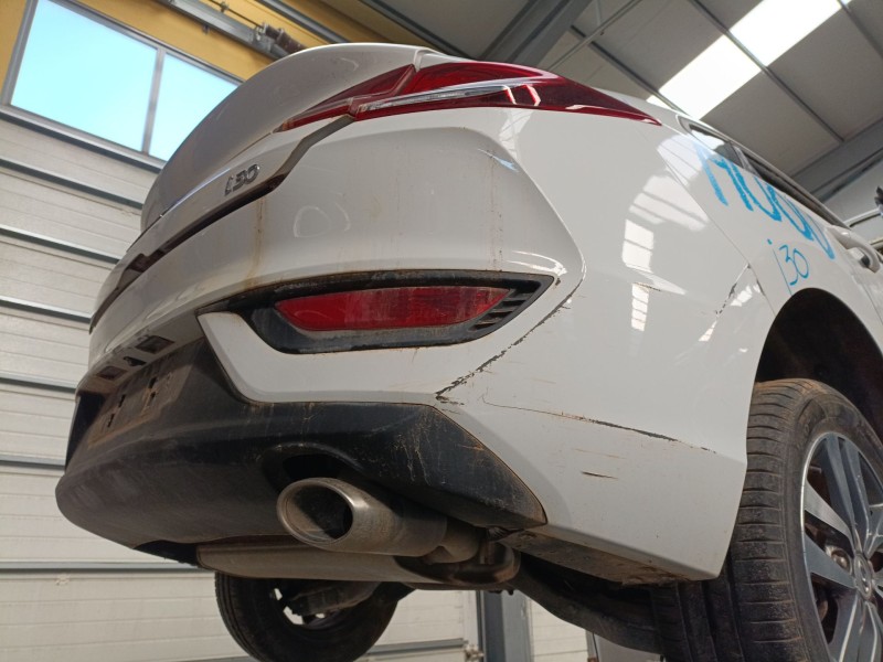 Recambio de paragolpes trasero para hyundai i30 (pde, pd, pden) 1.0 t-gdi referencia OEM IAM   
