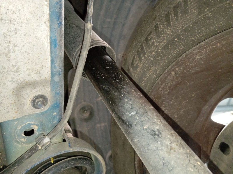 Recambio de amortiguador trasero derecho para kia stonic (yb) 1.0 t-gdi referencia OEM IAM   