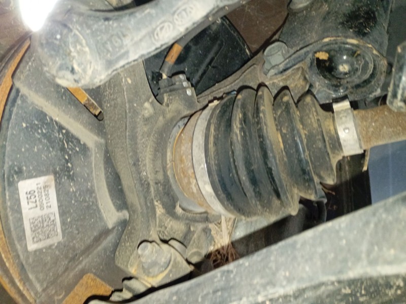 Recambio de mangueta delantera izquierda para kia stonic (yb) 1.0 t-gdi referencia OEM IAM   