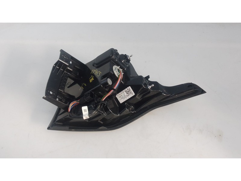 Recambio de piloto trasero izquierdo para kia sportage v (nq5) 1.6 t-gdi mhev referencia OEM IAM   