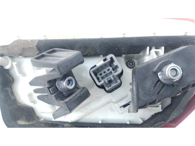 Recambio de piloto trasero derecho porton para jaguar xe (x760) 2.0 d referencia OEM IAM   