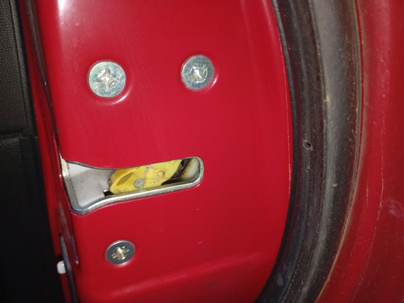 Recambio de cerradura puerta trasera derecha para honda civic berlina (fn) 2.2 ctdi referencia OEM IAM   